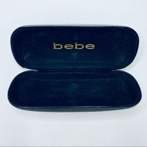 BEBE gloss hard shell glasses case black